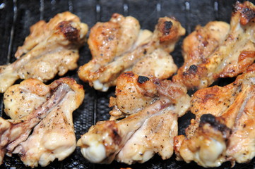 おいしそうな網焼きチキン