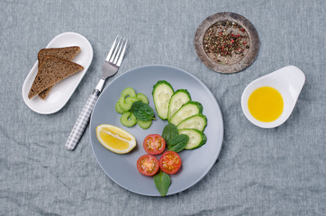 Salad of raw vegetables