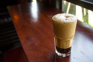 Nitro cold brew coffee Become a blend of people who like to drink beer and coffee.