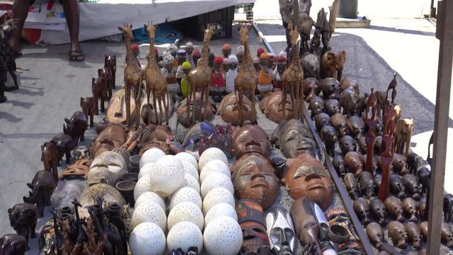 South Africa souvenir wood crafted animal dolls and handmade stuffs