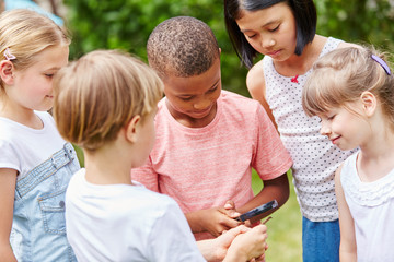 Group of kids as detectives