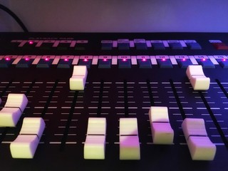 Equalizer equipment working for sound and audio tuner system.