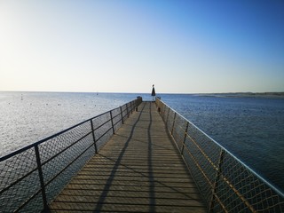 langer Steg bei Ebbe