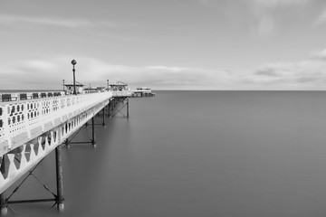 Obraz premium pier at sunset