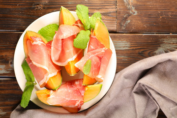 cantaloupe and prosicutto ham