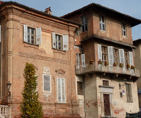 Fototapeta premium maison en brique ancienne