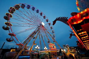 Riesenrad auf dem  Jahrmarkt