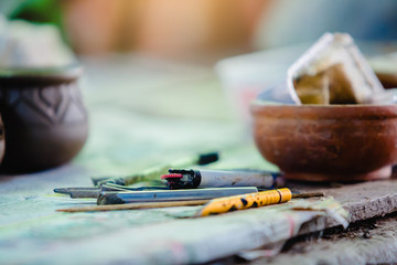 selective focus to Pottery carving equipment