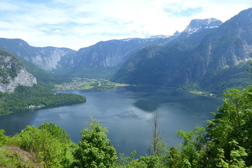 Fototapeta na wymiar Lake Hallstatt in Austria