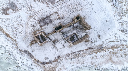 13170_Over_the_top_view_of_the_old_Toolse_castle.jpg