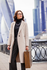 Obraz premium successful beautiful businesswoman image