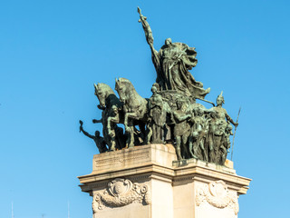Obraz premium Sao Paulo, Brazil, August 29, 2018. Monument to Independence on Independence Park, opened in 1922, USP Paulista Museum also called Museu do Ipiranga
