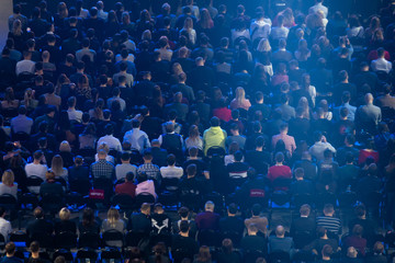 Obraz premium Audience listens to the lecturer at the conference