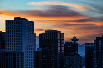 Sunset above downtown of Seattle, WA - obrazy, fototapety, plakaty
