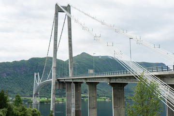 Hängebrücke Gjemnessundbrua