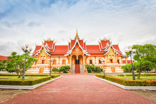 Vientiane Laos : Landmark Laos Temple Beautiful Of Buddhism In Asia