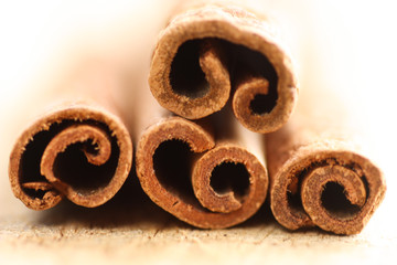 cinnamon, a spice with antioxidants and other health benefits