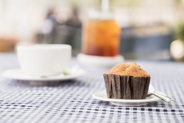 banana cup cake.