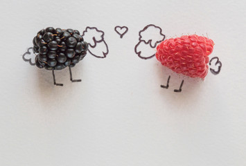 Fun food art for kids - raspberry lamb is in love with sheep blueberries