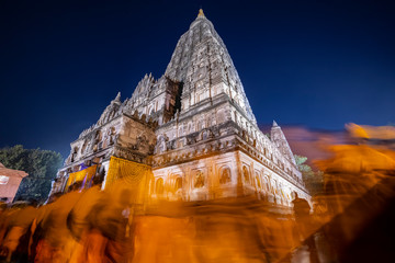 Mahabodhi temple Buddhists from around the world Come  © Nattawat