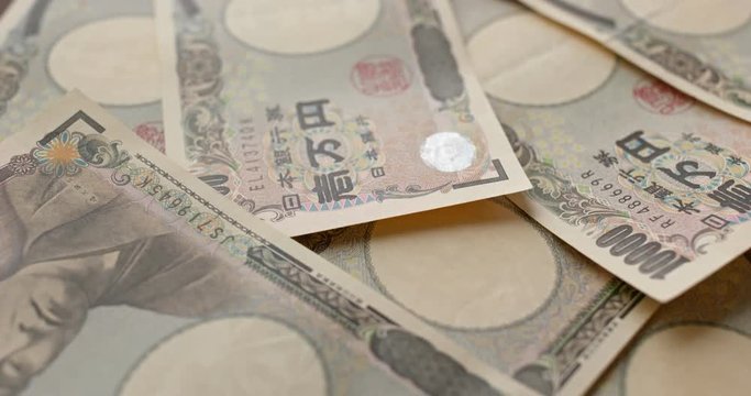 Japanese Yen banknote in rotation