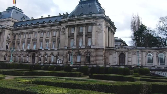Brussels, Belgium, Graffiti, Mural, Metro, Atomium, Bus, Statues, and Squares in slow motion