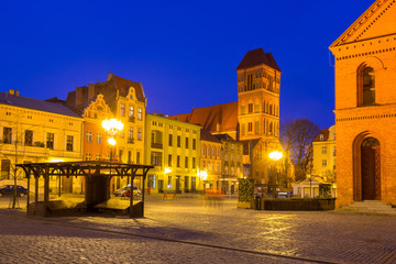 Fototapeta na wymiar Beautiful architecture of the old town in Torun at dusk, Poland.