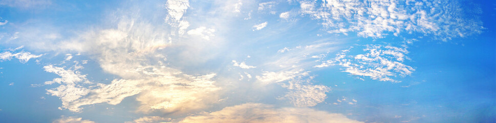 Fototapeta na wymiar Parnorama cloudy on blue sky background
