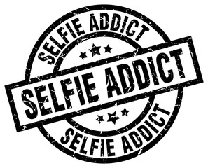 selfie addict round grunge black stamp