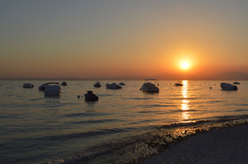 Fototapeta na wymiar Sunset over Lake Garda!