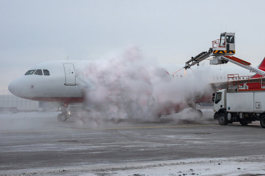 Airplane deicing at Airport 
