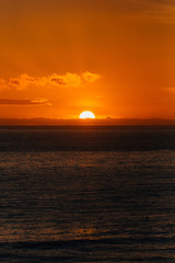 Naklejka premium Sunset over the Pacific Ocean at Salt Creek Beach, in Dana Point, California