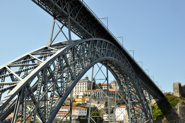 Fototapeta na wymiar Pont Dom-Luis , Porto ,Portugal.