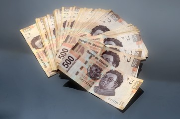 faja de billetes mexicanos de 500 pesos 