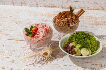 アジア風　抹茶かき氷　Green tea shaved ice