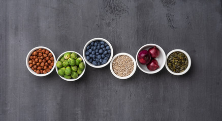 Obraz na płótnie Canvas Healthy eating ingredients: fresh vegetables, fruits and superfood. Nutrition, diet, vegan food concept