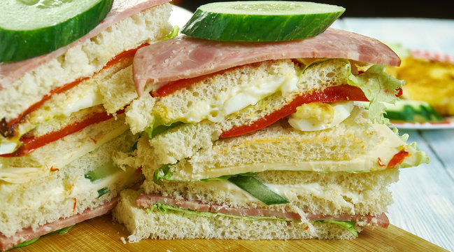 Sandwiches de miga