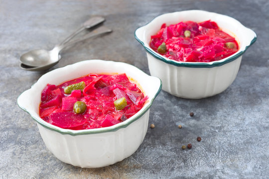 Rote-Bete-Suppe Images – Browse 63 Stock Photos, Vectors, and Video ...