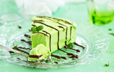 Mint ice cream with chocolate sauce.