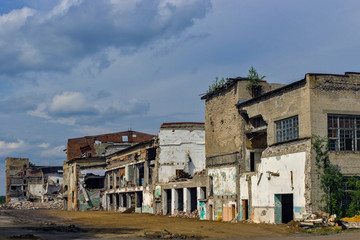 Obraz premium ruins of an abandoned factory in russia