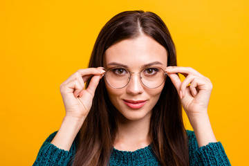 Close-up portrait of her she nice attractive lovely clever smart brainy nerd cheerful cheery...