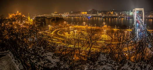 Night view with traffic on the Erzsebet Bridge, Budapest, Hungary