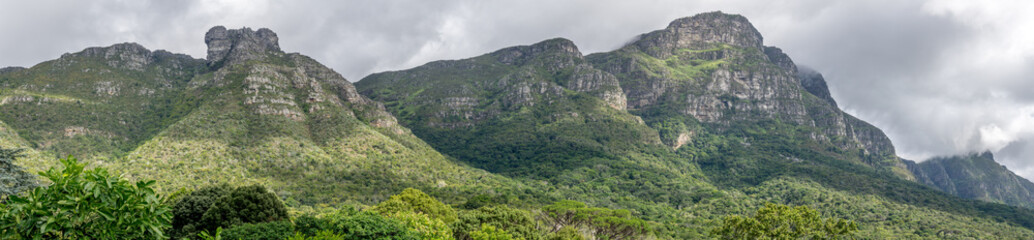 Fototapeta na wymiar Tafelberg Gebirgskette 