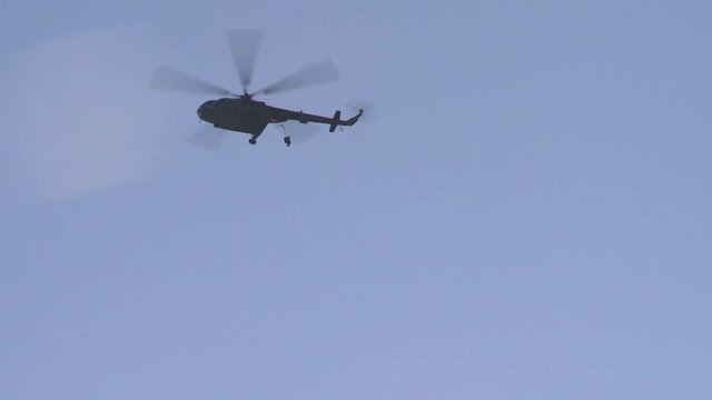 Skydiving in the Russian army , separation from the helicopter