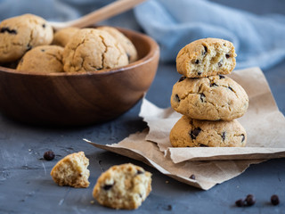 chocolate chip cookies