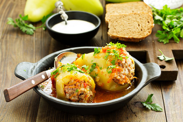 Stuffed pepper with rice and meat.