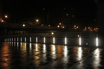 Fototapeta na wymiar Bilbao at night