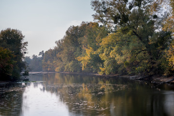 Landschaft mit Gewässer im Prater