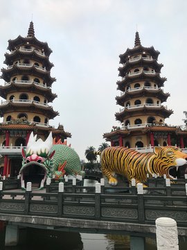 The Dragon And Tiger Pagodas (龍虎塔) At Lotus Lake In Zuoying District, Kaohsiung, Taiwan