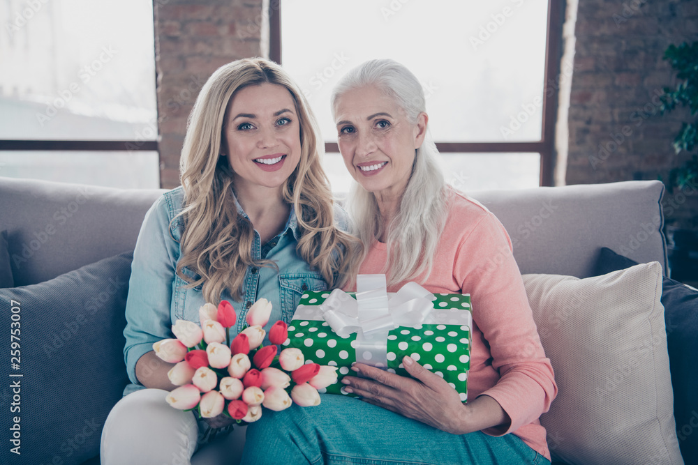 Poster close up photo two people she her ladies child grandmother grandchildren visit birthday party delive